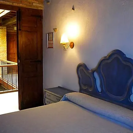 Corral Mayor Hostal