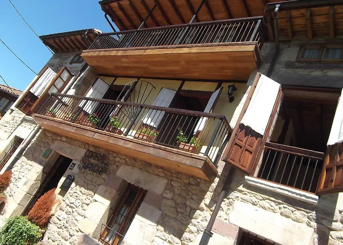 Corral Mayor Hostel *