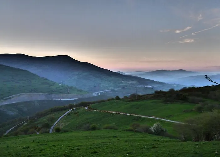 Corral Mayor * La Serna (Cantabria)